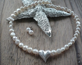Echte Perlenkette mit Silber-Herz,Handgefertigte Süßwasser Perlenkette,Brautschmuck,Geschenk Verlobung,pearl necklace,Halskette mit Perlen