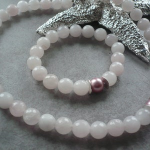 Extravagant rose quartz necklace with Swarovski pearl, modern rose necklace with pearl, modern gemstone necklace, bridal jewelry, gift,