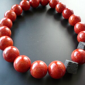 Super ausdrucksvolle rote Schaumkorallen-Kette,Extravagante rote Statement-Kette ,Red meets Black,Weihnachtsgeschenk für Sie,Rote Halskette Bild 4