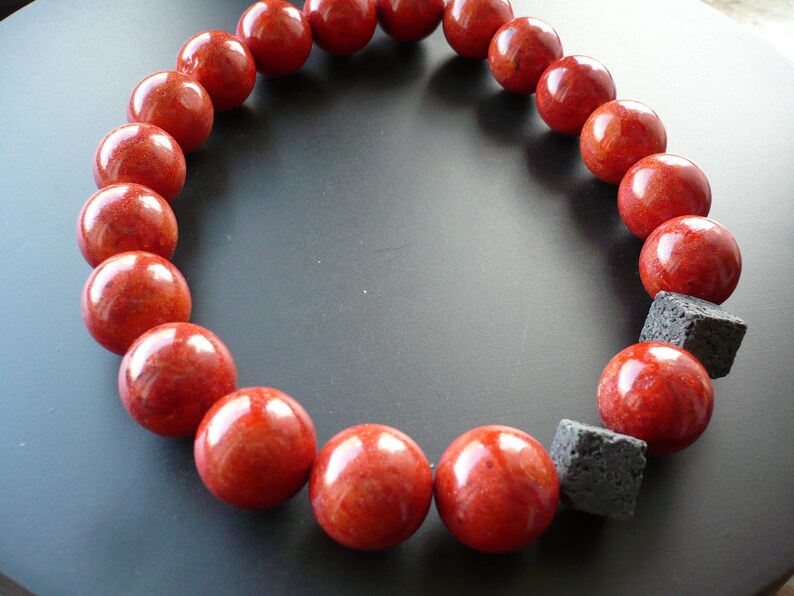 Super ausdrucksvolle rote Schaumkorallen-Kette,Extravagante rote Statement-Kette ,Red meets Black,Weihnachtsgeschenk für Sie,Rote Halskette Bild 6