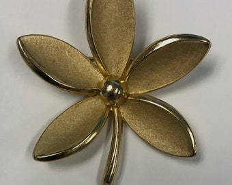 Vintage Crown Trifari Flower Brooch Pin Signed