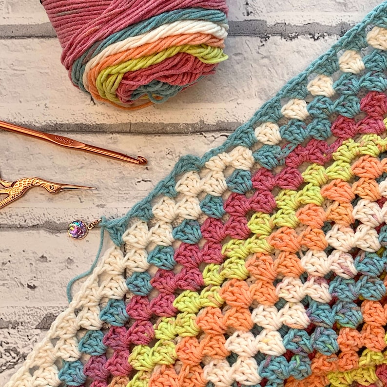 Crochet Bag pattern, eco friendly market bag using granny stitch pattern, beginner crochet project image 6