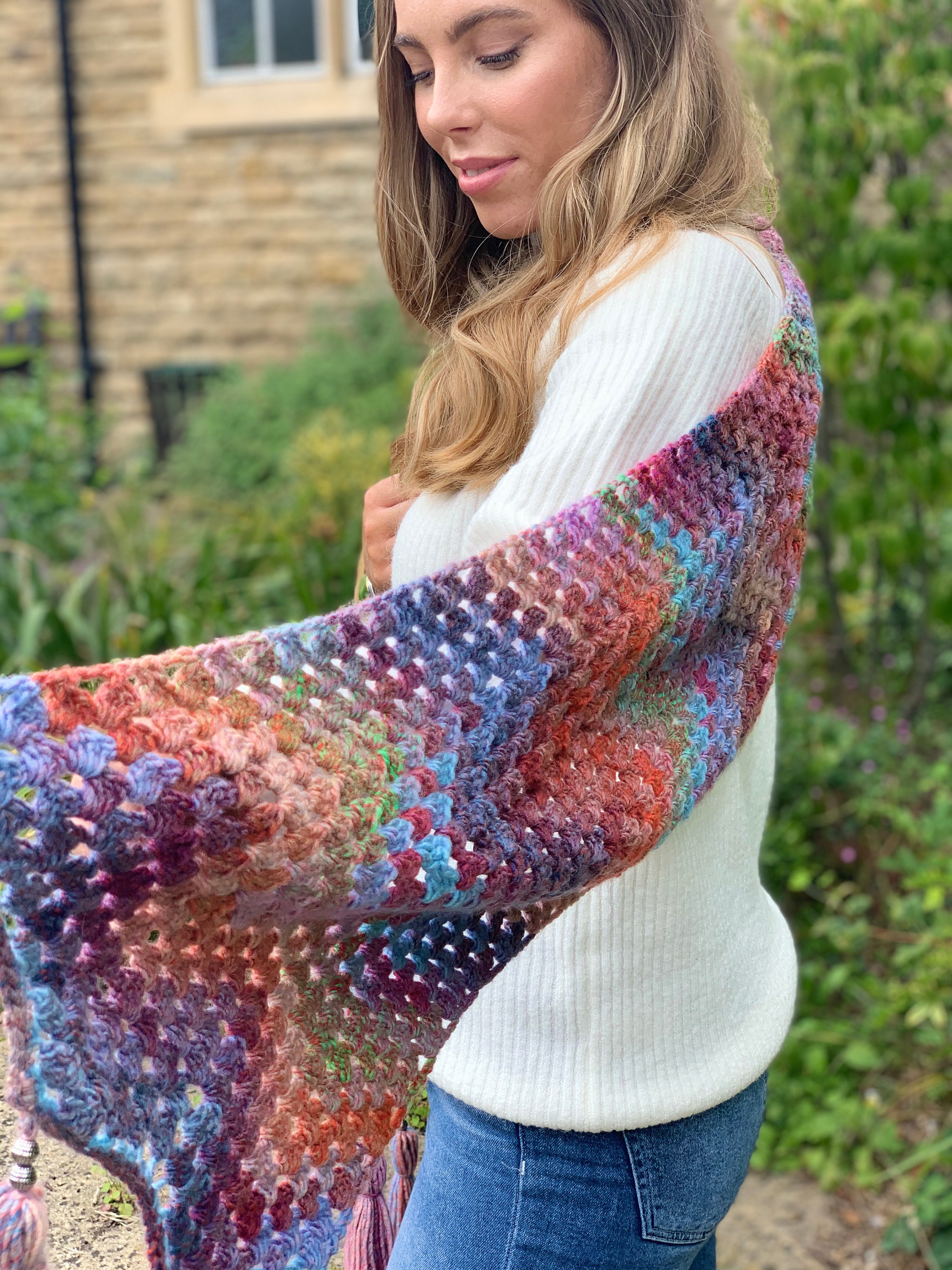 womens crochet shawl