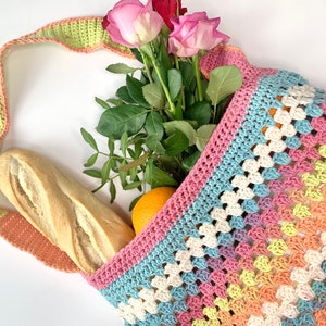 Crochet Bag pattern, eco friendly market bag using granny stitch pattern, beginner crochet project image 8