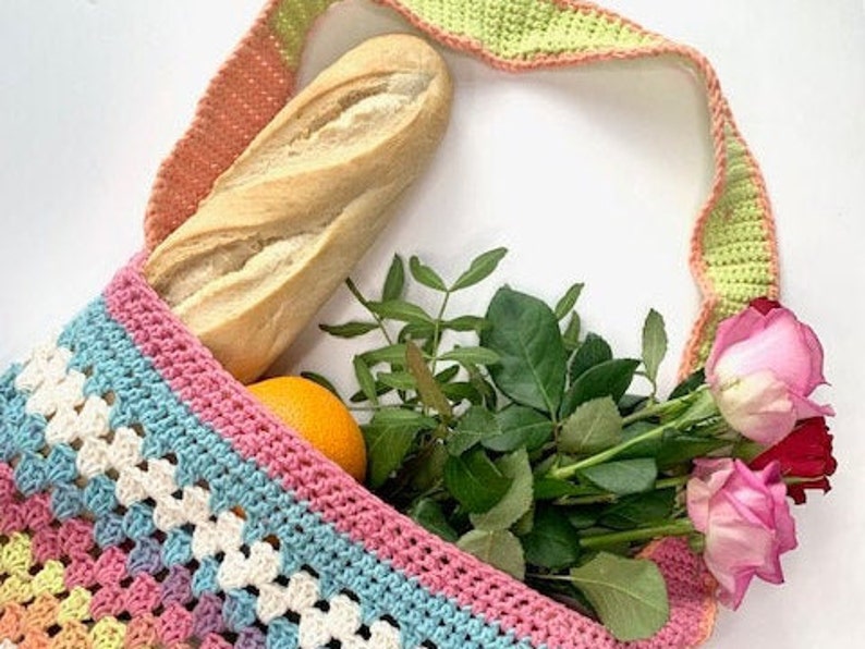 Crochet Bag pattern, eco friendly market bag using granny stitch pattern, beginner crochet project image 7