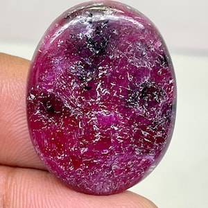 Rubin Zoisit ädelsten, Rubin Zoisit Cabochon, Rubin Cabochon, Oval Form 54 cts, 29,88 x 22,89 x 6,30 mm ca.