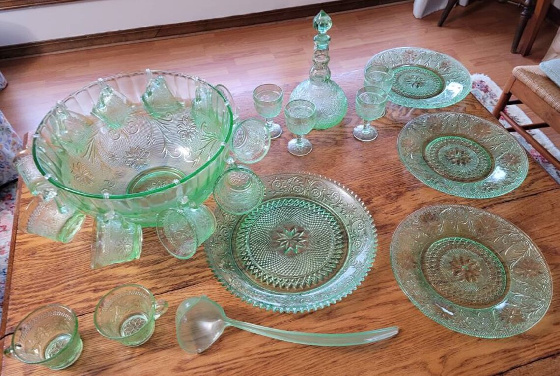 1970 Indiana Glass Tiara Chantilly Green Dinner Etsy