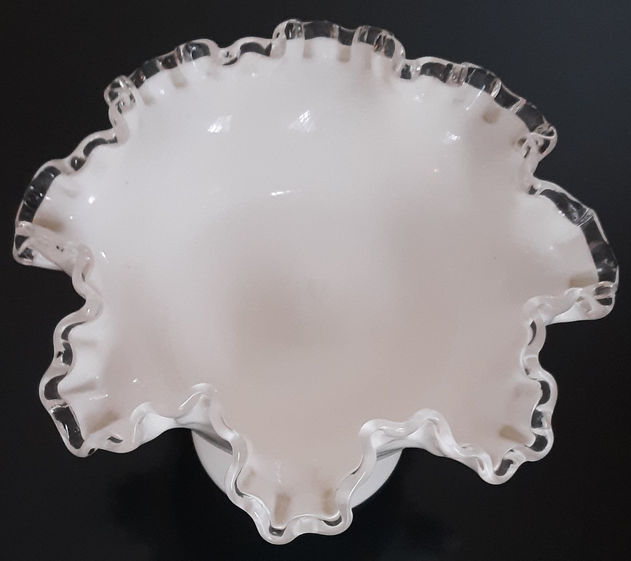 Home & Living Bowls Mint Cocktail Sauce Bowl Relish Dips Fenton White