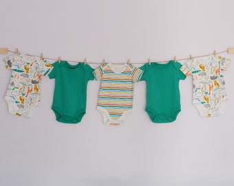 Baby shower decoration, Baby grow clothesline wall display, Bodysuit bunting