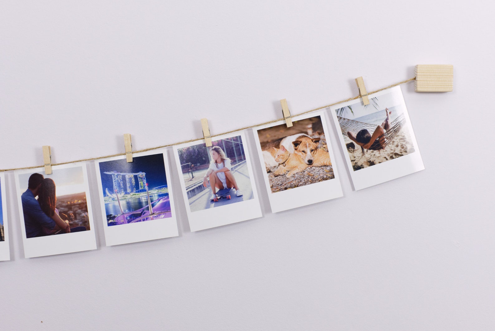 Instant Photo Display, Clothespeg Picture Hanger, Retro Photo ...