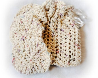Face Scrubs & Lace Bag Knitting Pattern