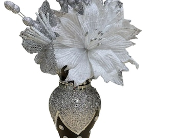 Silver Petals - Black Silver Crushed Crystal Romany Pearl Vase with Romany Flowers
