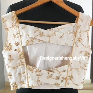 Camicetta ricamata in oro di design crop top lengha choli Camicetta pakistana Camicetta Lehenga crop top camicetta saree off disegni camicetta bianca