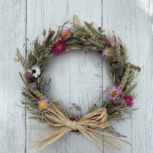 Petite Festival Dried Flower Wreath, Dried Flowers, Natural, Meadow Flowers. image 3