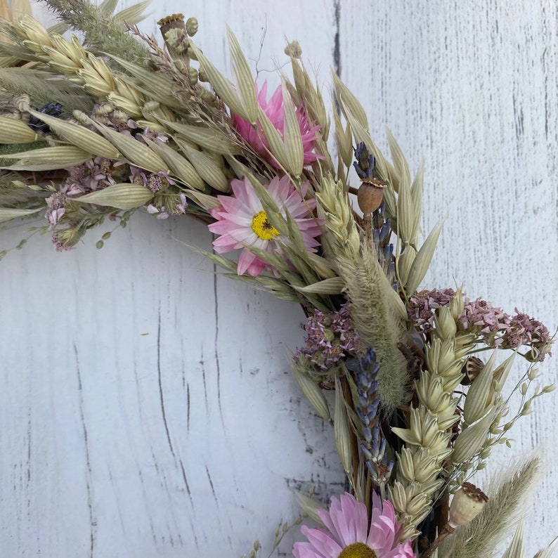 Petite Festival Dried Flower Wreath, Dried Flowers, Natural, Meadow Flowers. image 2