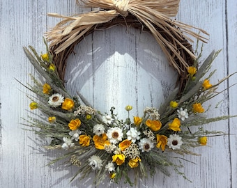 Petite Buttercups & Daisies Dried Flower Wreath, Natural, Wild Flowers.