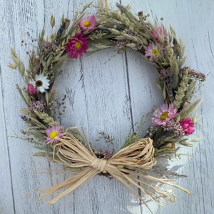 Petite Festival Dried Flower Wreath, Dried Flowers, Natural, Meadow Flowers. image 6