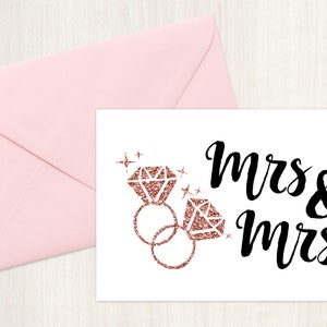 Cartão para impressão da Sra. e Sra. 7" x 5" - Casamento Lésbico - Casal Gay - Letras à mão pintadas com glitter dourado rosa