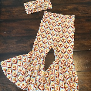 Grooving’ On Up high-waisted baby bell bottoms set with bow