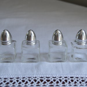 Vintage Salt & Pepper Shakers, Individual Shakers/Favorite Spices Shakers, Glass/Metal, Set of 4, Square Shakers