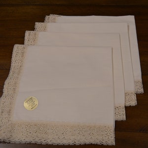 Vintage Lace Border Napkins - Set of 4 Ivory Cotton Blend (20" Square)