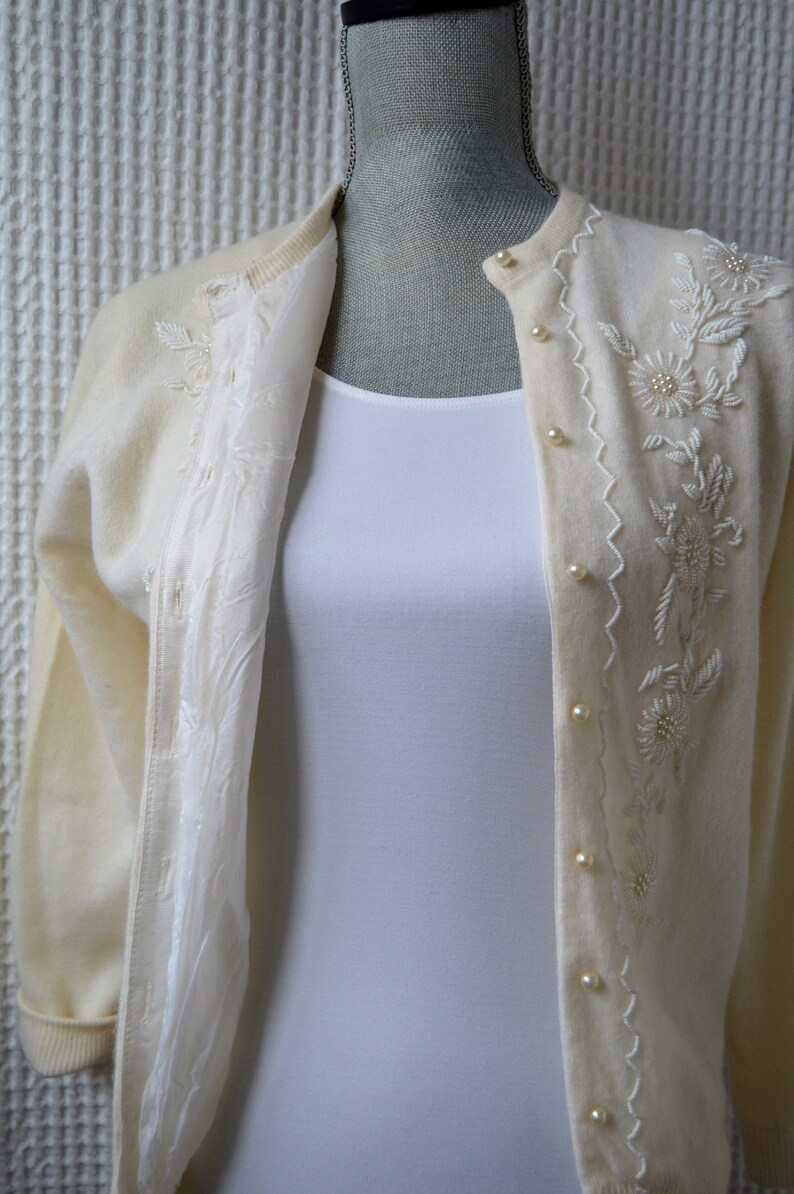 Vintage 50s women/'s wool ivory silk-lined beaded sweater white and clear glass beads and faux pearls by Paramount Siz 36 Faux Pearl Buttons