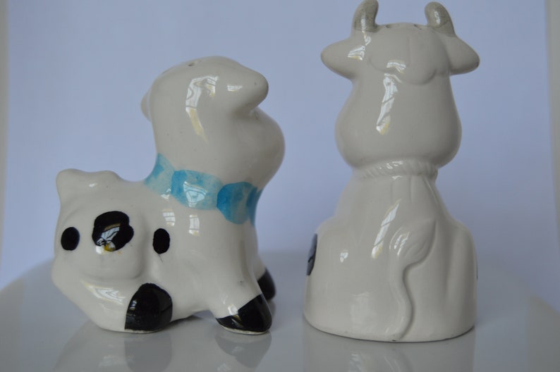 Vintage Cow and Bull Salt and Pepper Shakers Made in Taiwan | Etsy