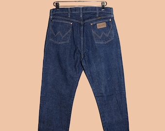 Wrangler Classic Dark Denim Jeans Size 34x34 Denim Pants Outerwear Work Jeans Western Style Jeans Cowboy Casual Work Jeans Formal Jeans