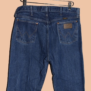 Wrangler Mens Cowboy Blue Jeans Size 34x34 Distressed Classic Denim Jeans Work Blue Jeans Straight Leg Relaxed Fit Denim Western Denim image 2