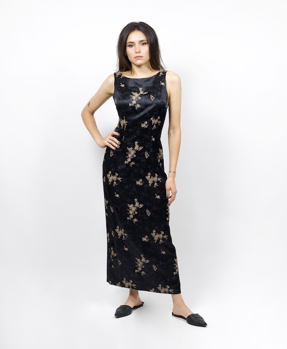 black oriental dress