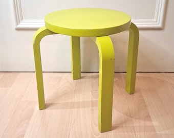 Vintage IKEA Frosta Stool Lime Green Bentwood Scandinavian Modern Side Table Accent 30.5cm