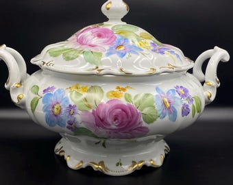 Vintage Porcelain Huge Tureen with Hand-Painted Floral with Gold Details – Collectible Dish by Hutschenreuther Sylvia Germany 1960s