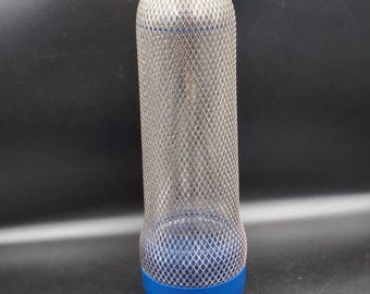 Rare Vintage Industrial Soda-Club Carbonator Bottle – Steel Mesh Protective Sleeve – Blue Trim Y2K Collectible