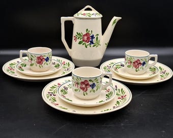 Antique Set Rusticana Sarreguemines Pottery Coffee Maker 3 Cups Saucers Plates Ceramics France 1920s