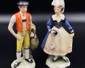Vintage Porzellanfigur Germany, Goebel Hummel Porzellan girl and guy Couple 1960s Excellent porcelain