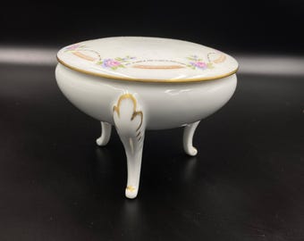 Vintage casket Trinket Box – Hand Painted Limoges France 1989 Three legged