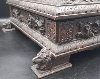 Antique old wooden Carved Box or Ark on legs with lion faces Cigarette Casket Trinket Box Jewelry box Spain, 19th century