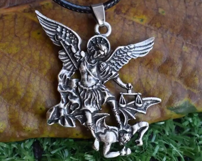 Archangel St.michael Protect Me Saint Shield Protection Charm Etsy UK