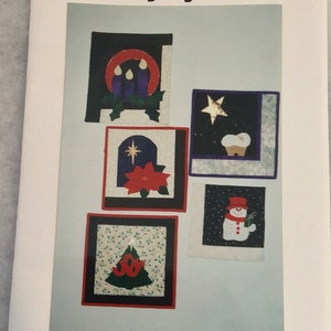 Holiday Appliqué Quilt Blocks Wallhanging Christmas Symbols DIY Home Decor