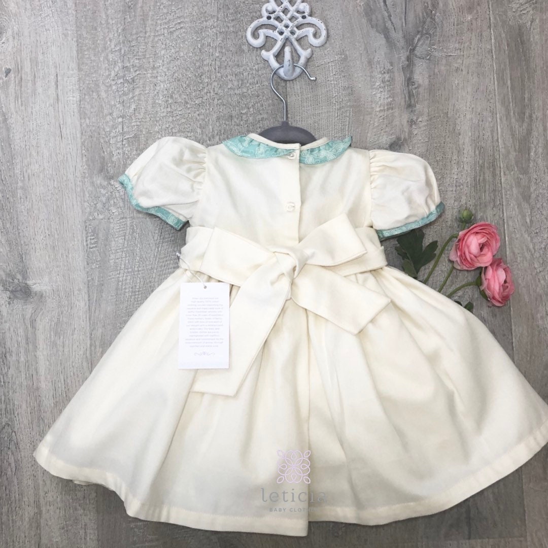 Ivory Handsmocked Dress With Mint Ruffle Collar. Size 18m - Etsy