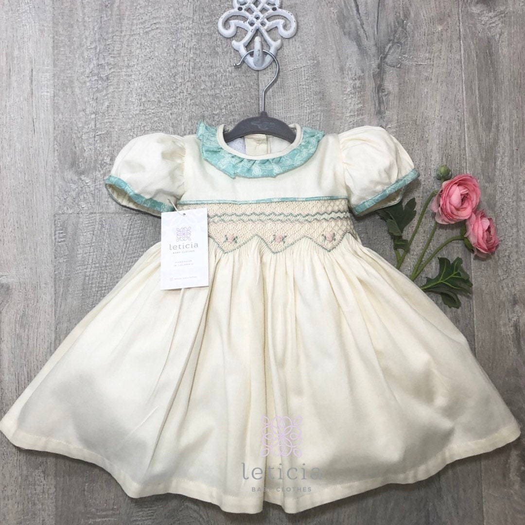 Ivory Handsmocked Dress With Mint Ruffle Collar. Size 18m - Etsy