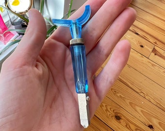Toyo Glass Cutter - Thomas Grip