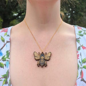 Bee Necklace | Wooden Engraved Necklace | Gift For Nature Lover | Bee Gift | Insect Jewelry | Christmas Gift For Gardener Or Nature Lover
