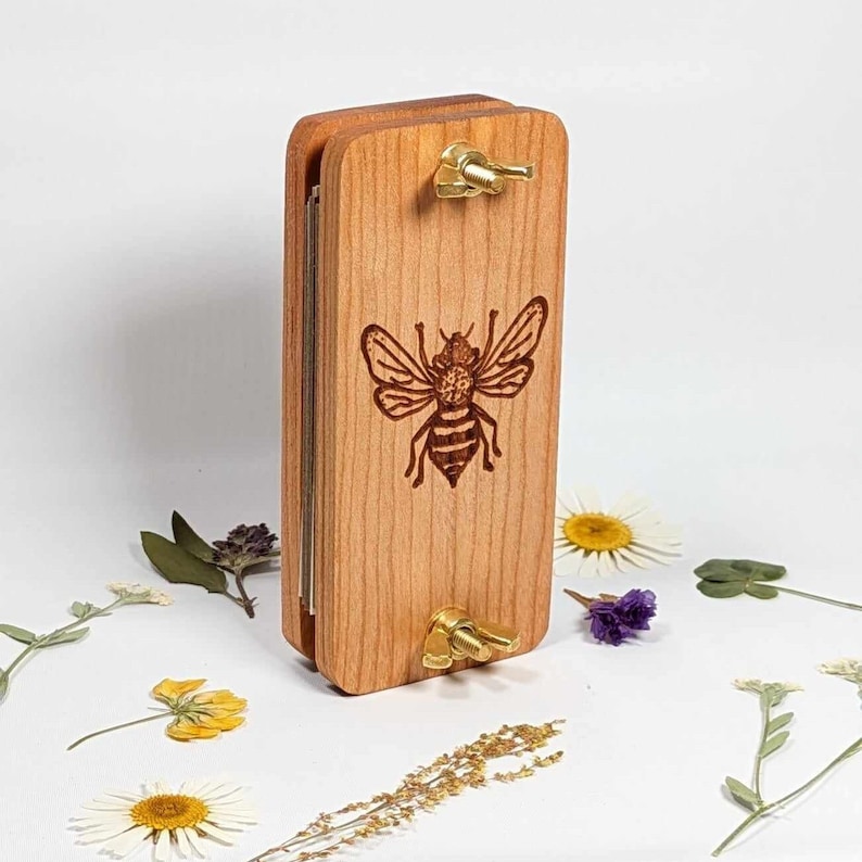 Mini Flower Press | Small Portable Pocket Press | Gift For Plant Lover | Clover Press | Flower Press Gift | Bee Gift | 2 x 4
