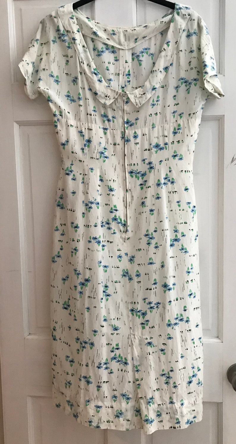 Vintage VTG 1950s 1960s Novelty Floral White Dress Zipper 29 Waist Sz SM