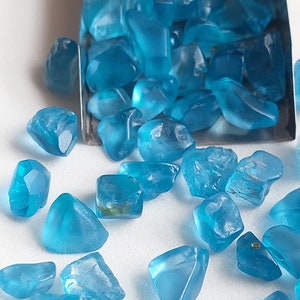 1 Piece Natural Swiss Blue Topaz Raw Gemstone/Swiss Blue Topaz Rough Stone/Wire Wrapping Stone for Jewelry/Healing Crystal/11-15 MM/TPZ001