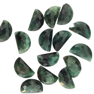 7X12 Mm/100 % Natural Emerald D Shape faceted Gemstone/D Shape Emerald /Emerald /Emerald Jewelry/Emerald  Pendent/Emerald Earrings/2 Piece