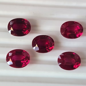 Rubis à facettes créé en laboratoire - Rubis rouge ovale hydrothermal, pierres précieuses en vrac à facettes - Qualité AAA R-001