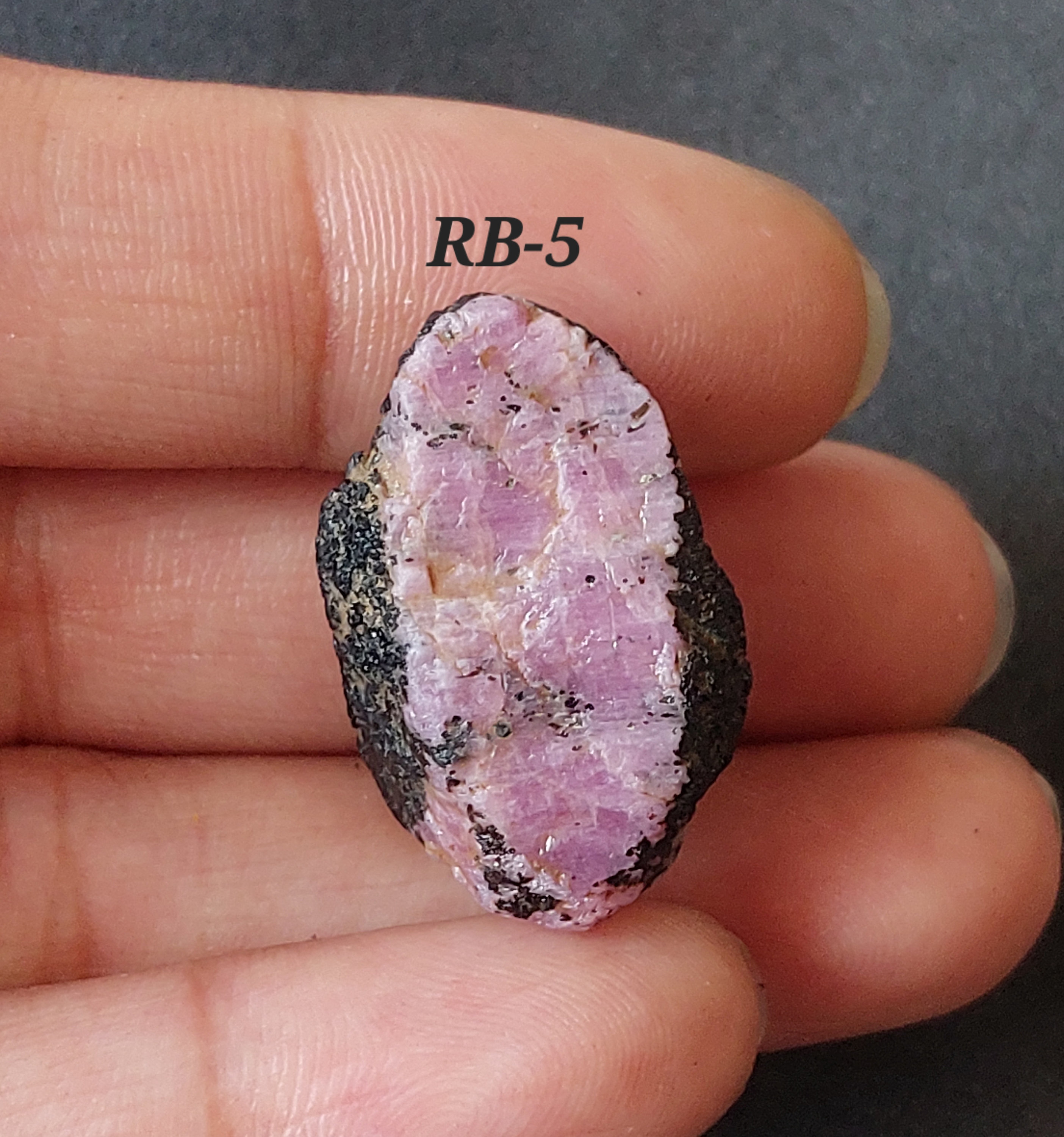 1 Piece Untreated Natural Ruby Rough/ruby Rough Stone/raw