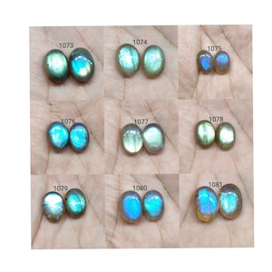 Paire de cabochons de labradorite bleue naturelle la plus raffinée/paire de labradorite bleue flashy/forme ovale/pierres en vrac/dos plat/cristaux de guérison/10 x 14 mm